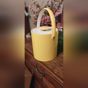Vintage Georges Briard Yellow Vinyl White Acrylic Knob Ice Bucket MCM Mod Bar